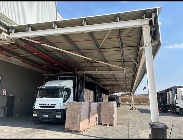 22,000M² WAREHOUSE TO LET IN GLEN MARAIS